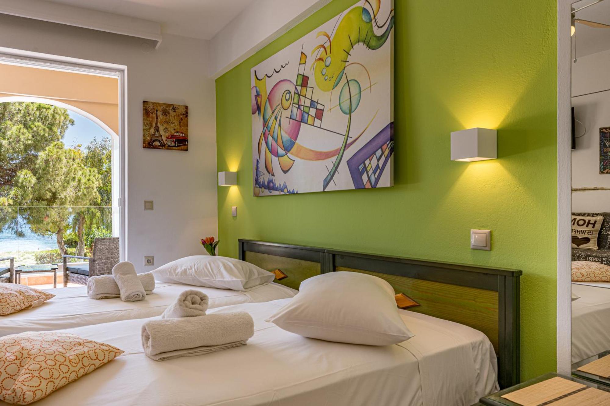 Lambros A.p.t.s. Zakynthos Quarto foto