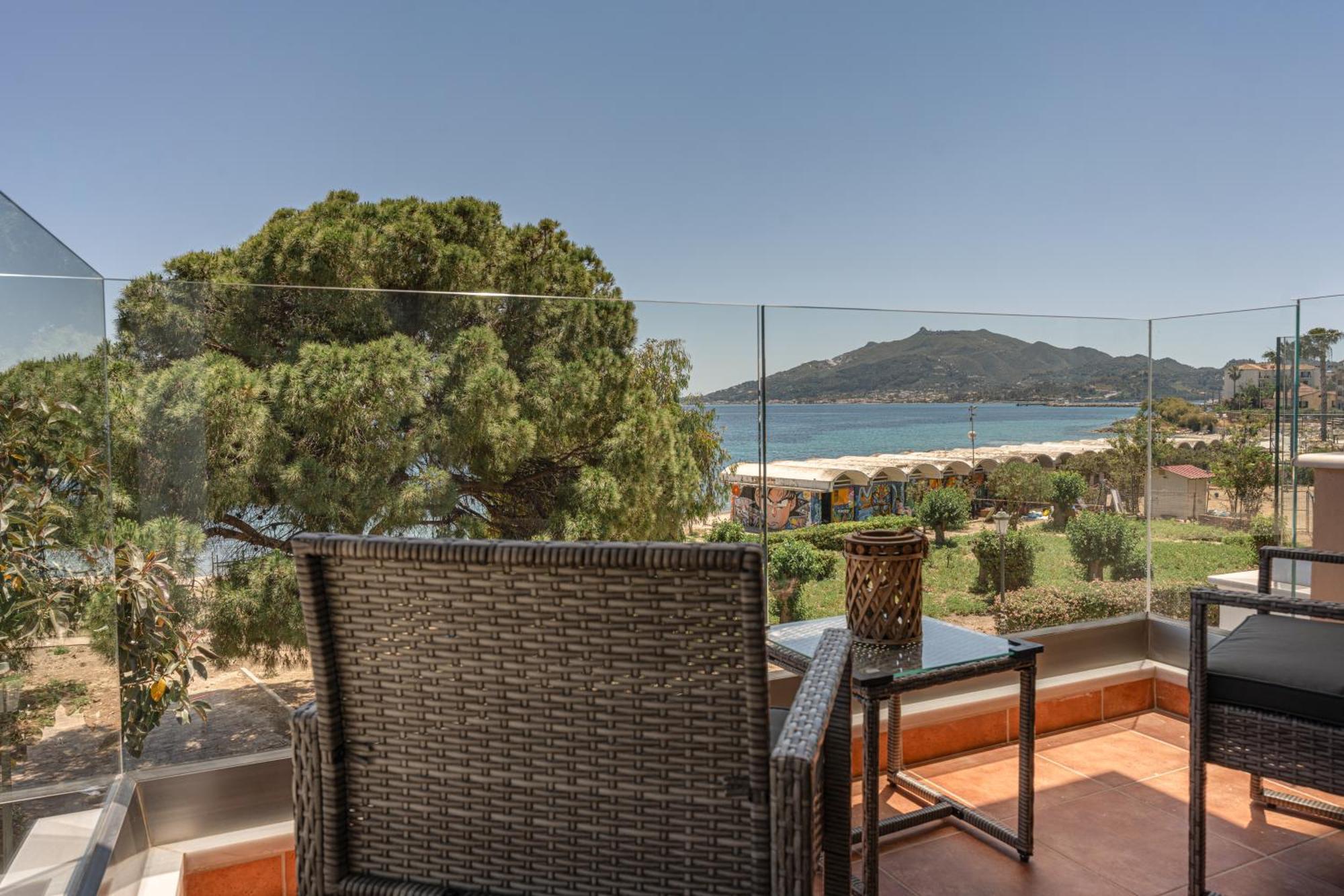 Lambros A.p.t.s. Zakynthos Quarto foto