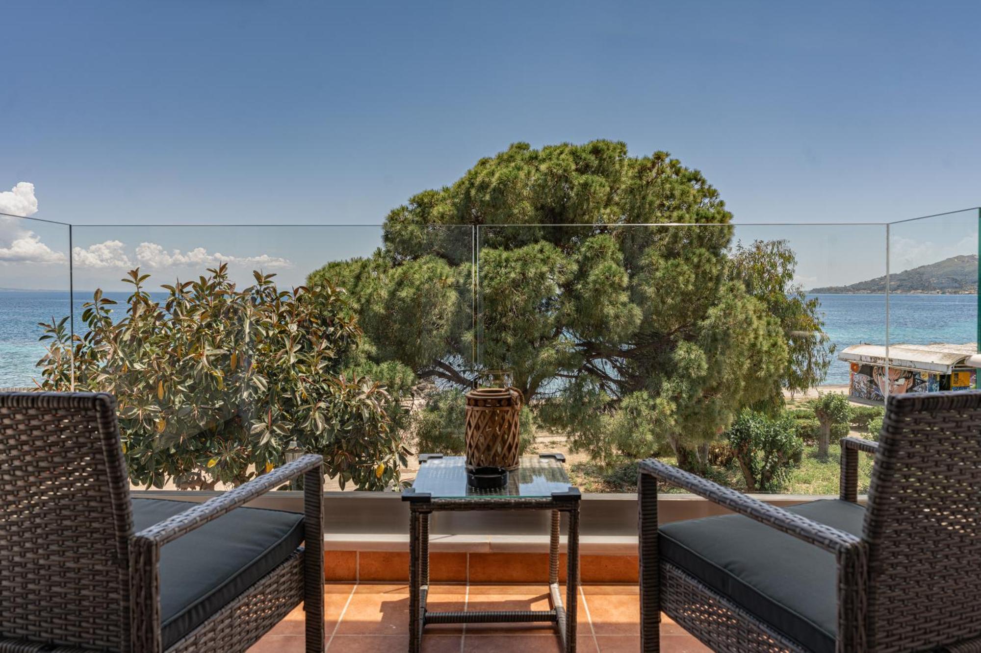 Lambros A.p.t.s. Zakynthos Quarto foto
